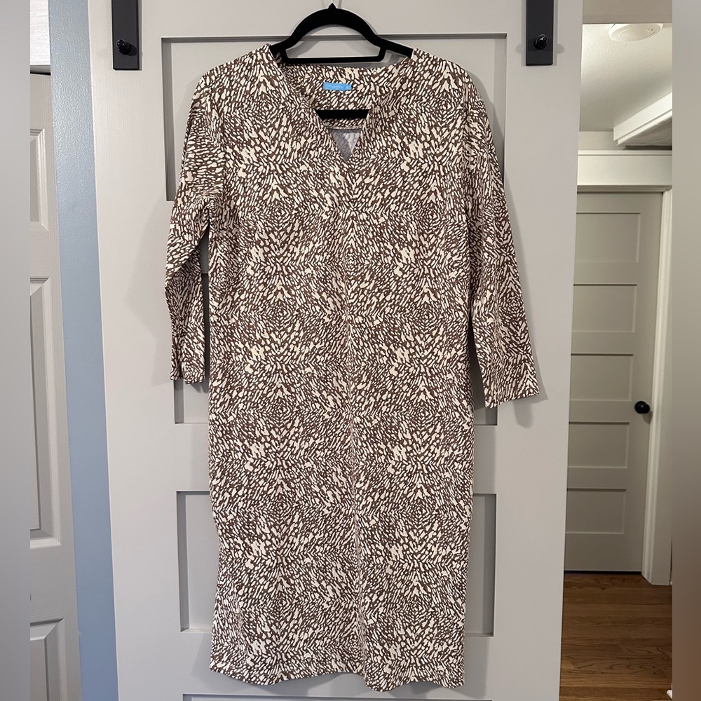 Boden 3/4 Sleeve Notch Neckline Dress